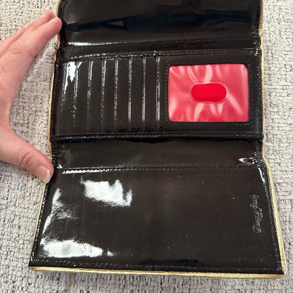Dooney & Bourke Black and Green Plaid Wallet Tassel Zip - Picture 6 of 13
